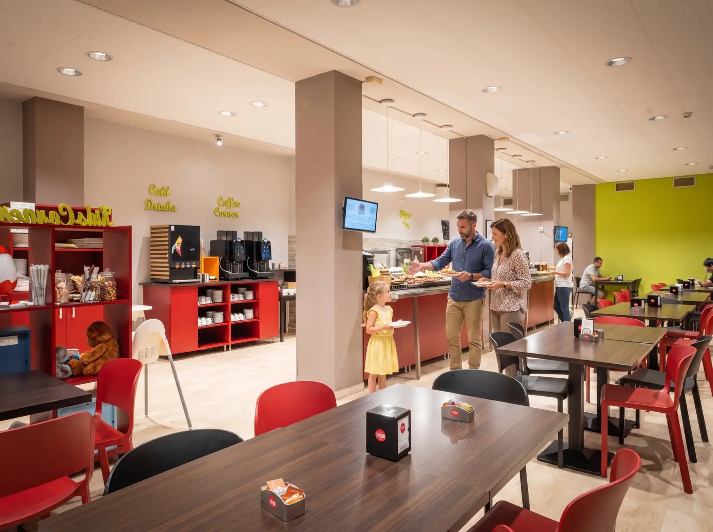 Buffet colazione hotel per famiglie